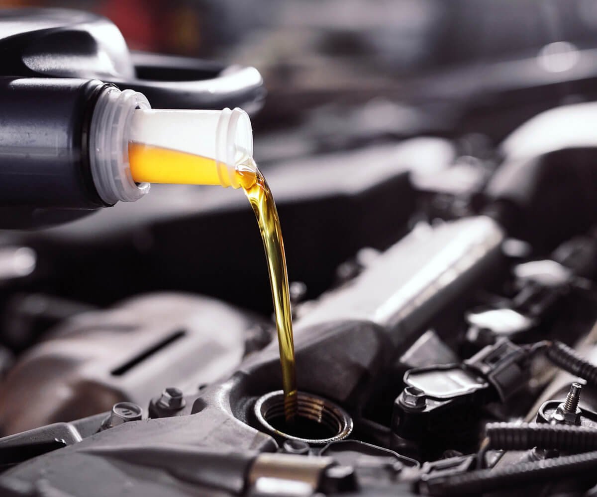 Engine Oil Change - Malik Auto Pune